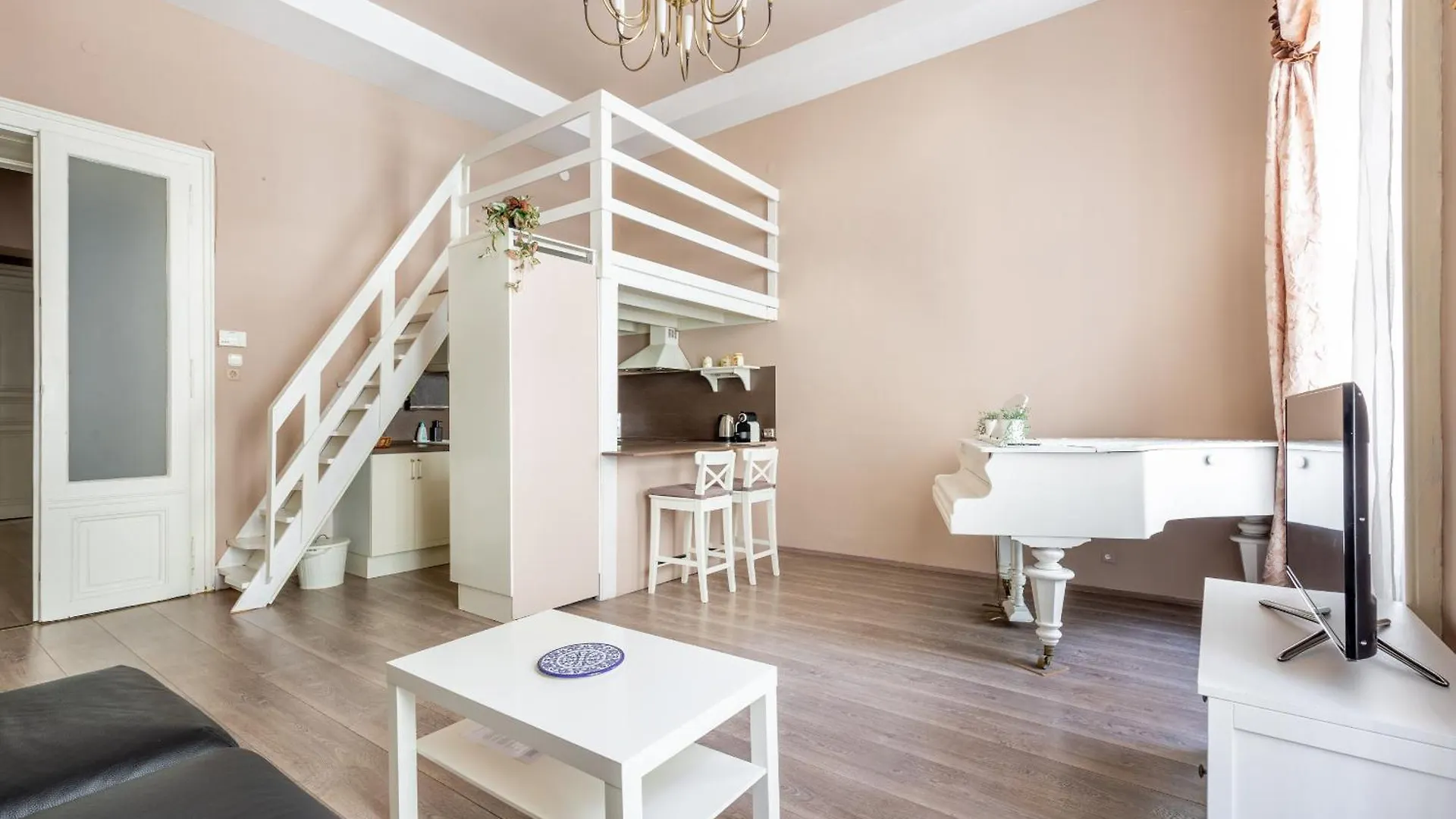 D20 Dob Apartment Budapest